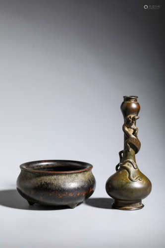 清中期 铜盘龙瓶 铜罗汉炉一组两件