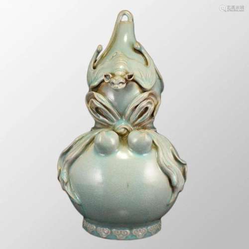 Chinese Ru Kiln High Relief Fortune Bat Gourd Shape Porcelai...