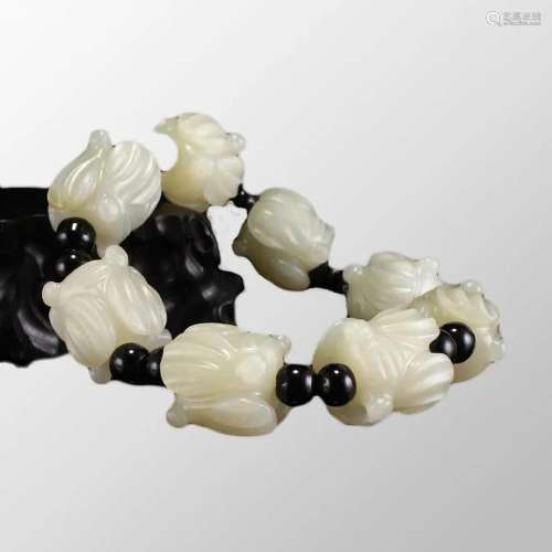 Superb Chinese Hetian Jade Cicada Beads Bracelet