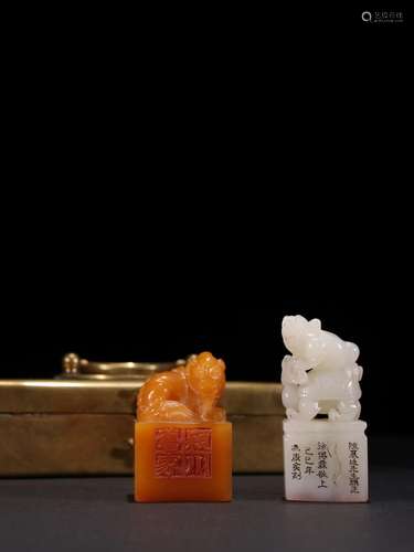 Famous field-yellow stone - a set of hetian jade seal.Specif...