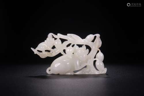 Furnishing articles, hotan jade many childrenSize: 10.3 x2.3...