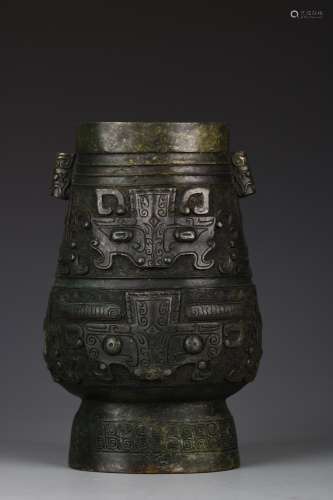 Bronze beast grain vesselsSize: 28 cm high abdominal diamete...