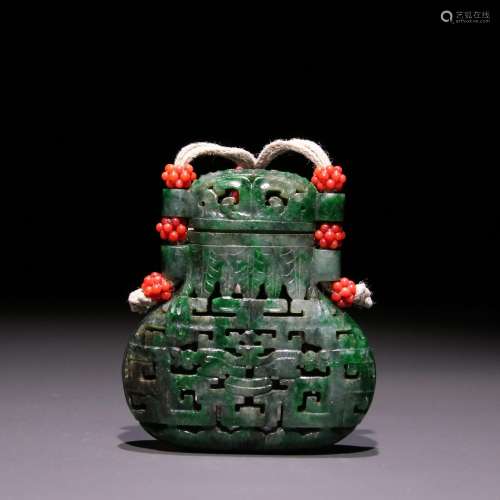 : old jade carving ssangyong grain sweet bursaSpecification:...