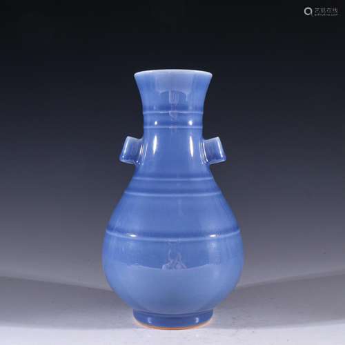 Sky blue glaze line penetration earsSpecification: 23 cm dia...