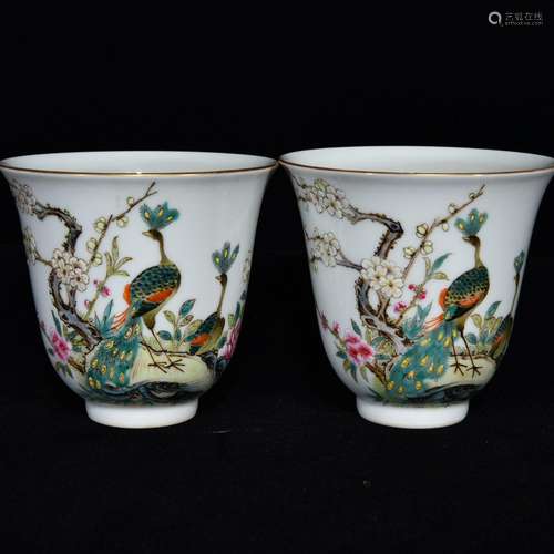 Colored enamel painting of flowers and cups,Size 8.5 x 9 ㎝,