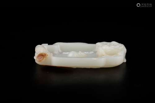 And hetian jade longnu lickingSize: 12 * 8.5 * 2 cm weight: ...