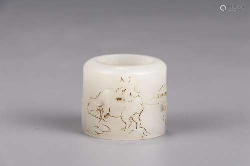 Cattle BanZhi: hetian jade boy3.4 cm in diameter, diameter 2...