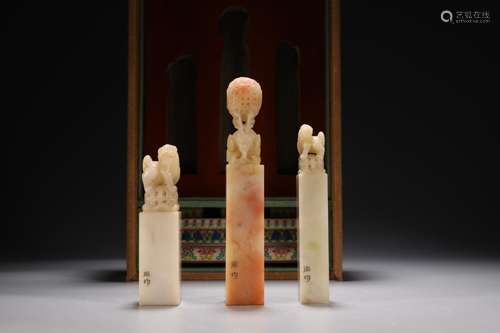 , ri, a set of shoushan stone benevolentSize: 2.3 * 2.4 * 14...