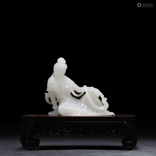 , hetian jade guanyin 7 cm high 4.2 cm wide and 8.5 centimet...