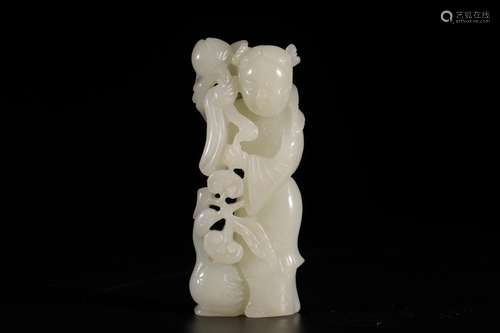 Hetian jade mago life of furnishing articlesSize: 3.5 * 8.5 ...