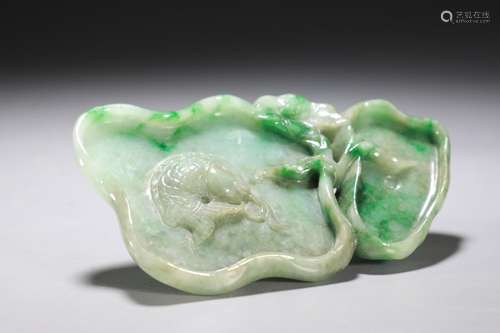 Jade lotus pond fun lickingSize: 10.2 * 6 * 1 cm weighs 107 ...