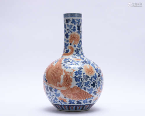 An underglaze-blue and copper-red 'dragon' vase