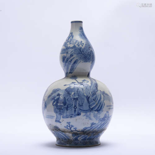 A blue and white 'figure' gourd-shaped vase