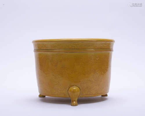 A yellow glazed 'dragon' censer