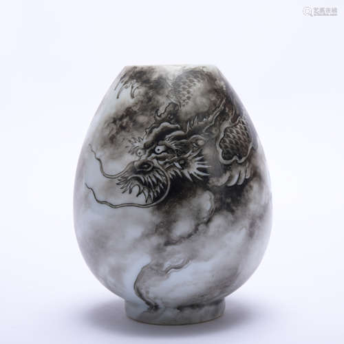 A Grisaille-painted 'dragon' vase