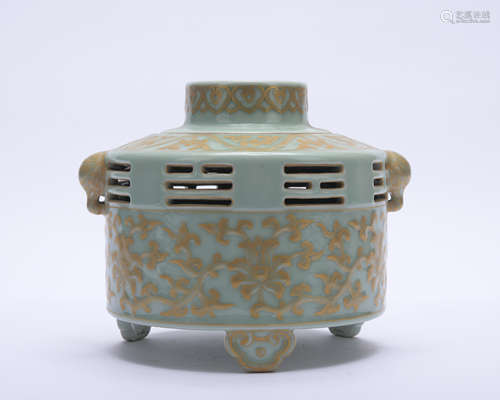 A celadon-glazed censer painting in gold