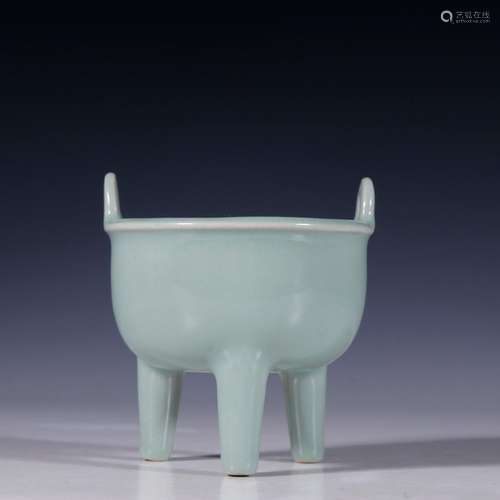 Longquan celadon ears incense burnerSpecification: high 9.2 ...