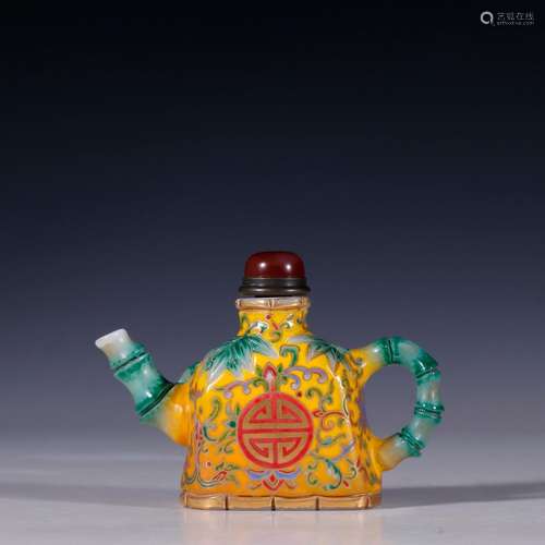 The old type feeder colored enamel bamboo teapot snuff bottl...