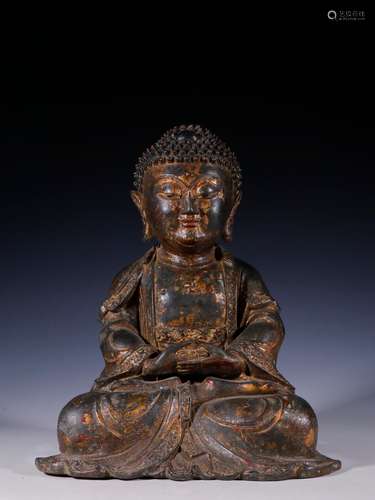 The old copper Buddha had furnishing articlesSpecification: ...