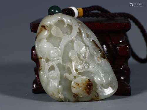 Hetian jade carved many children widgets.Size: 7.8 cm long, ...