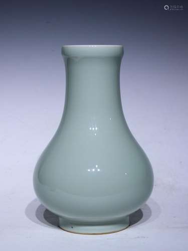 Pea green glaze bottle - 26.5 cm diameter, 8.8 cm high