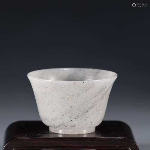 Cup: hetian jade green seedsSpecification: 5 cm high, 7.8 cm...