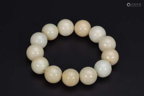 Series: natural jade handDiameter 1.7 cm weighs 132 g