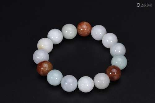 Series: natural jade handDiameter of 1.3 cm weighs 65.7 g