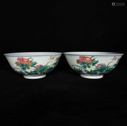 Enamel decorated butterfly green-splashed bowls, 6.2 x 14.8