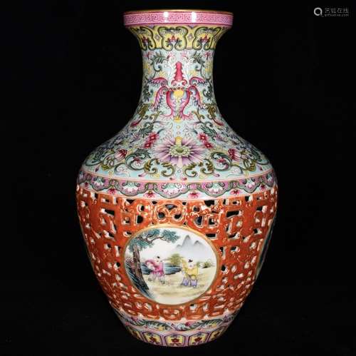 Colored enamel hollow-out YingXiWen bottle, 22.5 x 14