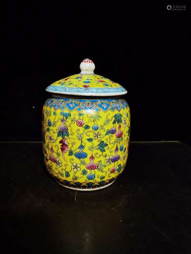 Colored enamel pot