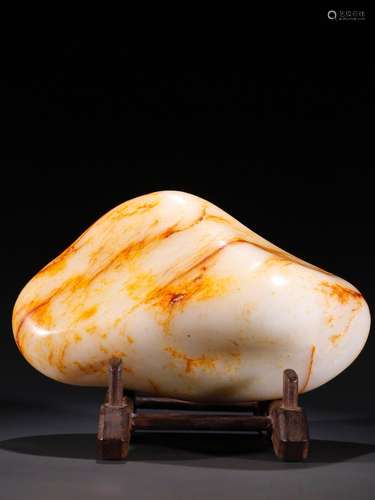 Hetian jade, seed makings type with the big stoneSpecificati...