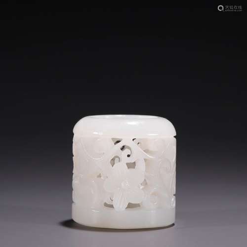 Plum blossom BanZhi, hetian jade around branchesSpecificatio...