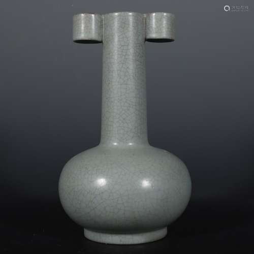 Your kiln penetration ears.Size: 21.8 cm high, diameter 4.3 ...