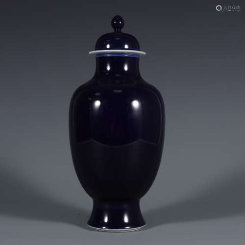 Wil blue glaze cover tank.Size: 26.8 cm high, diameter 5.5 c...