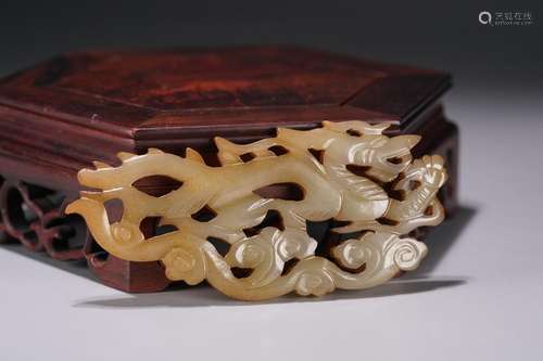 Hetian jade YunLongWen brandLength: 10.2 cm. Width: 4.7 cm. ...