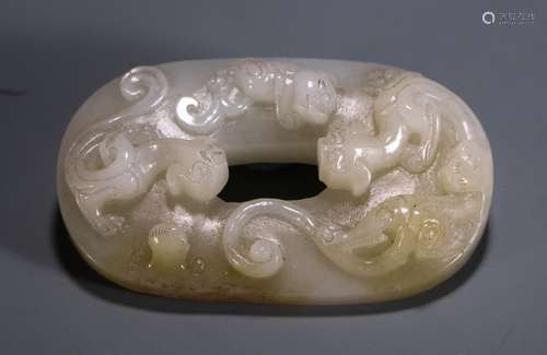 Hetian jade, therefore Long BiSize and length of 7.5 1.8 4.5...