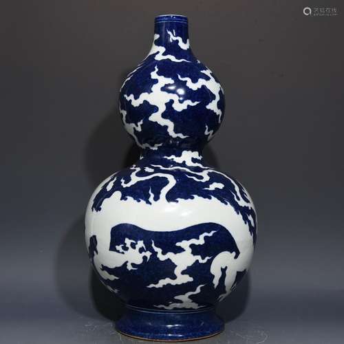 Snow White blue 49.5 x28 longfeng grain bottle gourd