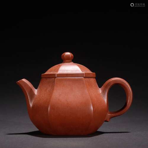 Six ling, violet arenaceous teapot.Specification: 9.1 wide a...