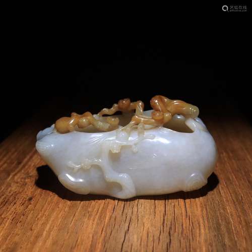 Hetian jade beaming writing brush washer.Size 12.1 * 6.5 * 5...