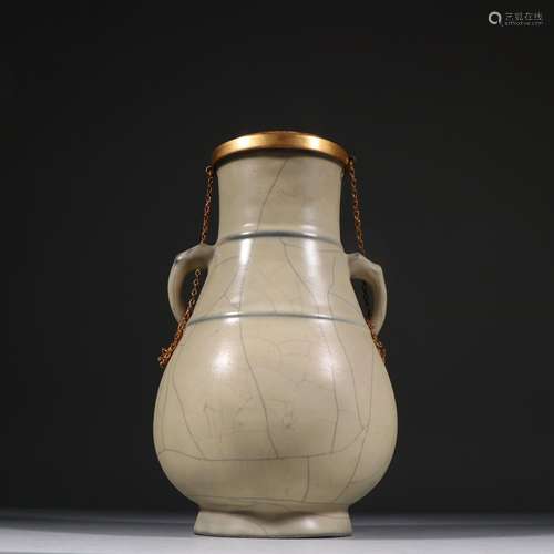 Elder brother kiln ears bottleSpecification: high 26 cm, 15 ...