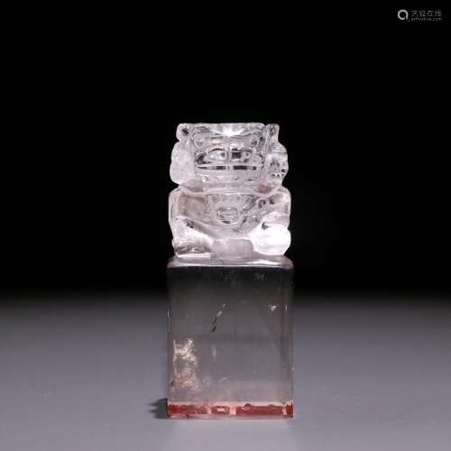 White crystal carved lions twist sealSpecification: 6.7 cm h...