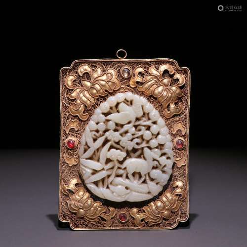 Silver and gold filaments jade pendant.Specification: long a...