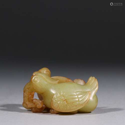 Old yellow jade double bird pendantSpecification: 3 cm high ...