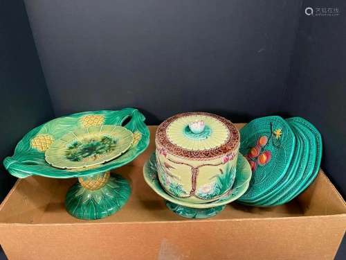 Majolica incl Round cover, plates, etc