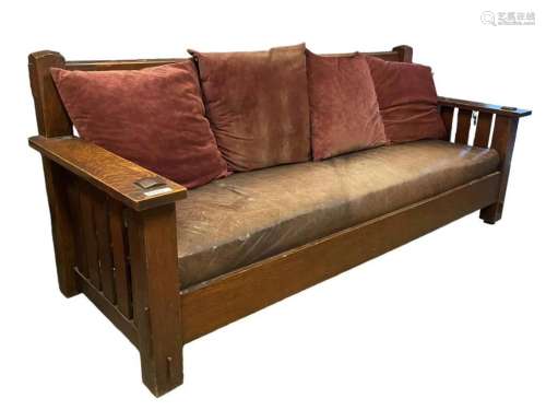 Lifetime Oak Settle with leather seat