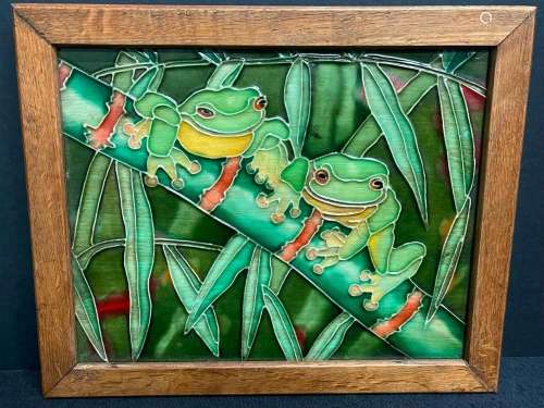 Large Arts & Crafts Tile w/ 2 Frog Decoration
