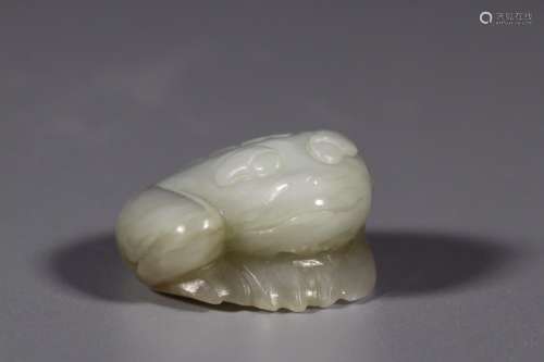 : hetian jade three pure toadsSize: 3.2 cm wide and 2.7 cm h...