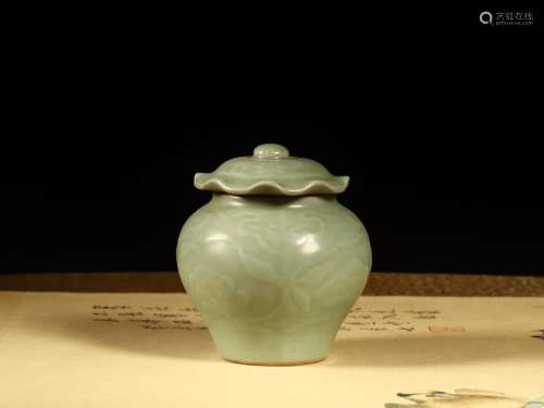 : longquan celadon cover tankSize: 11.2 cm diameter, 6.2 cm ...