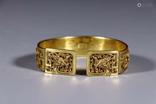 : cloud bat offering longevity of pure gold braceletLong and...